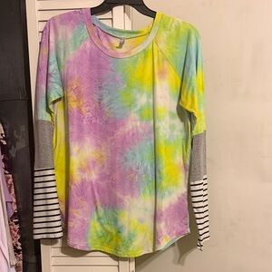 Pastel Tie-Dye Top in Mint, Yellow, Lavender
